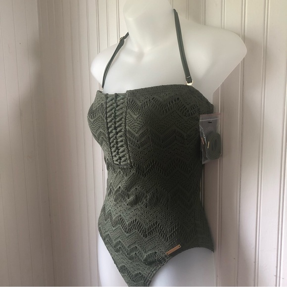 VINCE CAMUTO Retail $134 Crochet Bandeau One-Piece Swim Safari Green Size 6 - Picture 3 of 6
